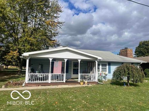 460 E College St, Russiaville, IN, 46979-9104 | Card Image