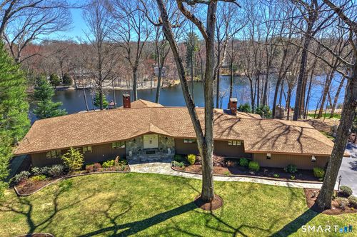 170 Driftwood Ln, Trumbull, CT, 06611-1805 | Card Image