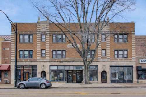 apt-3-6234 N Broadway St, Chicago, IL, 60660-1976 | Card Image