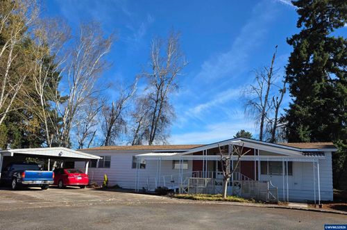 918-2232 42nd Ave Se, Salem, OR, 97317-6182 | Card Image