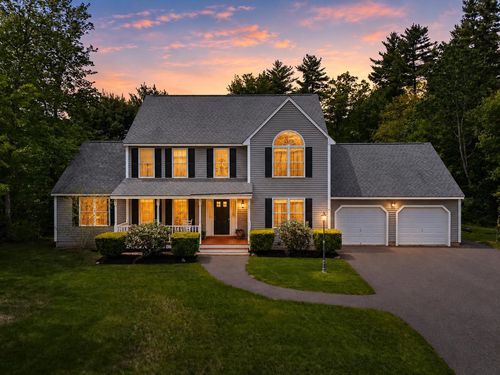 7 Westminster Ln, Auburn, NH, 03032-3840 | Card Image