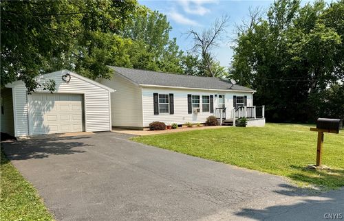 1 Roberts Ave, Whitesboro, NY, 13492-2622 | Card Image