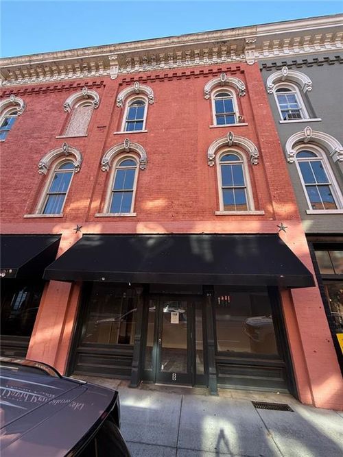 8 E 3rd Ave, rOME, GA, 30161-3260 | Card Image