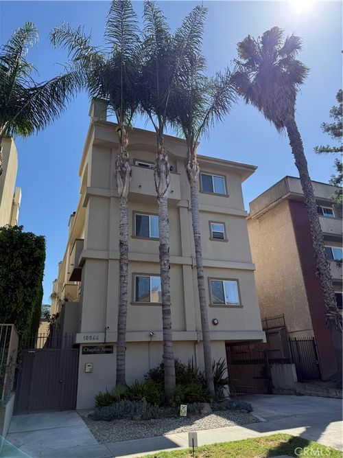 unit-2-10866 Bluffside Dr, Studio City, CA, 91604-3314 | Card Image