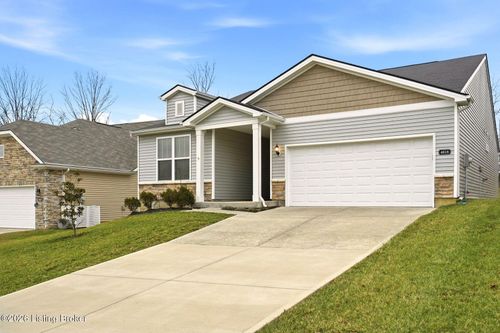 4018 Blackthorn Pl, La Grange, KY, 40031-7015 | Card Image