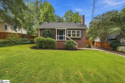 8 Charlotte Street, Greenville, SC, 29607 | Card Image