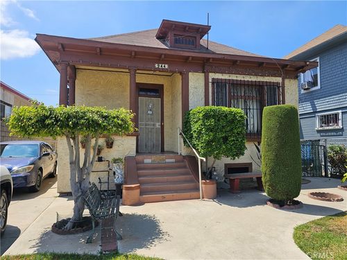 944 E 22nd, Los Angeles, CA, 90011 | Card Image