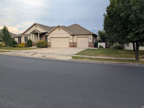 8775 S Millrace View Cir, West Jordan, UT, 84088-6001 | Card Image