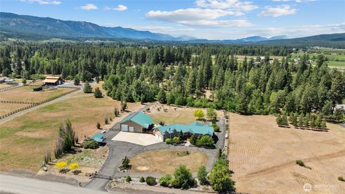 301 Quail Valley Rd, Cle Elum, WA, 98922-8338 | Card Image