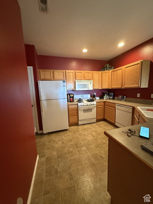 APT-2 - 1208 Meadow Fork Rd, Condo with 3 bedrooms, 2 bathrooms and 3 parking in Provo UT | Image 6