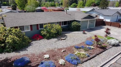 1755 Axtell Drive, Grants Pass, OR, 97527 | Card Image