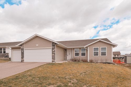 3130 Emerald Drive, Janesville, WI, 53546 | Card Image