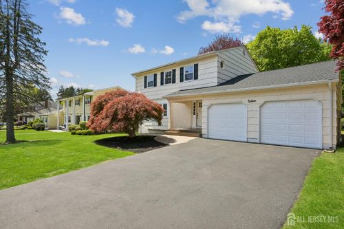 16 Hershey Rd, East Brunswick, NJ, 08816-2633 | Card Image