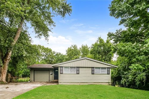 8706 E 91st St, Kansas City, MO, 64138-4650 | Card Image