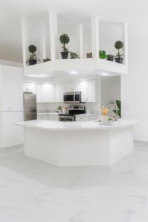 109 Bob Cir, Sebastian, FL, 32958-4057 | Card Image