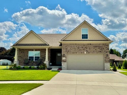 19360 Newburgh Road, Livonia, MI, 48152 | Card Image