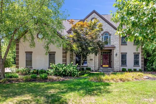 3395 Heritage Oaks Dr, Hilliard, OH, 43026-7633 | Card Image
