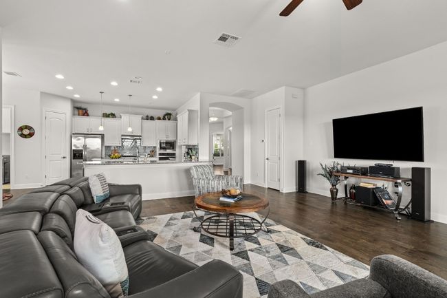 3224 Desert Shade Bnd, House other with 3 bedrooms, 3 bathrooms and null parking in Leander TX | Image 11