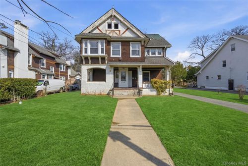 1046 Dickens St, Far Rockaway, NY, 11691-2407 | Card Image