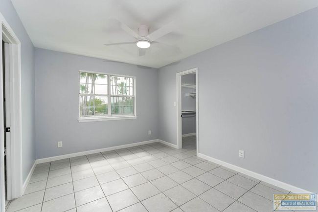 905 N Shore Dr, House other with 3 bedrooms, 3 bathrooms and 2 parking in Port Isabel TX | Image 24