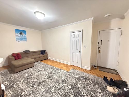 apt-1a-35 72nd St, Jackson Heights, NY, 11372-4001 | Card Image