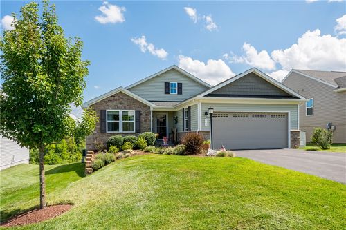 104 Ash Ln, Houston, PA, 15342 | Card Image