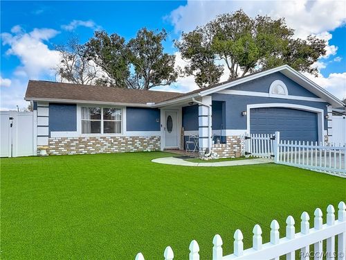 9430 Palm Ave, PORT RICHEY, FL, 34668-4616 | Card Image