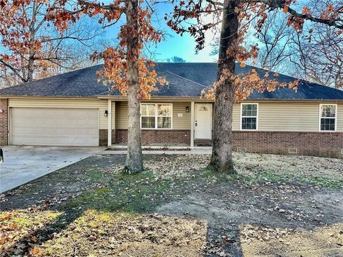 35 Westbury Dr, Bella Vista, AR, 72714-2633 | Card Image