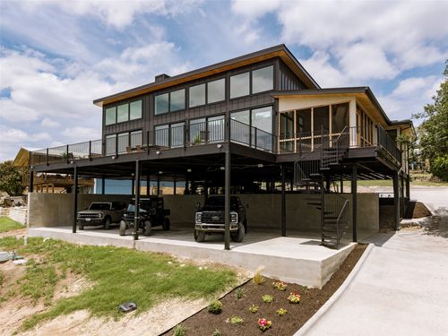 25623 Singleton Rd, Marble Falls, TX, 78654-4052 | Card Image
