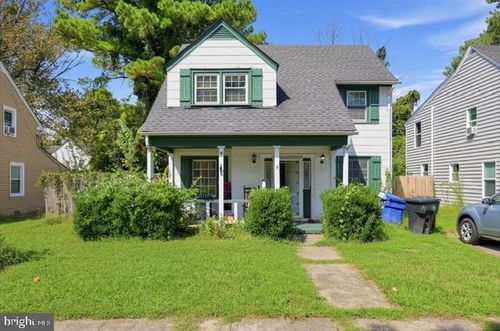9 Prospect Pkwy, Portsmouth, VA, 23702-2118 | Card Image