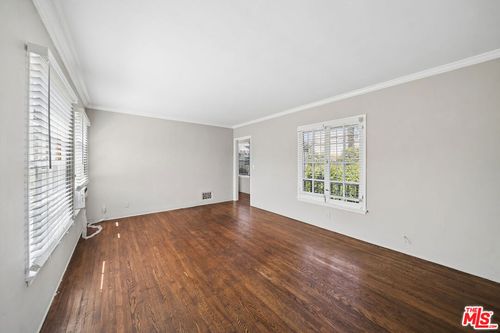 1402-12-1402 N Mansfield Avenue, Los Angeles, CA, 90028 | Card Image