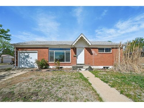 10823 Larson Dr, Northglenn, CO, 80233-3422 | Card Image