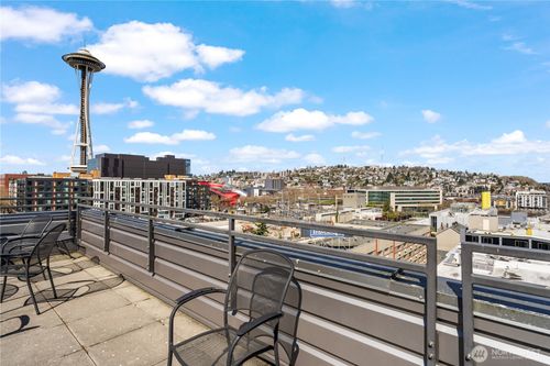 507-699 John St, Seattle, WA, 98109-5060 | Card Image