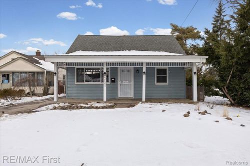 561 Andresen Ct, Hazel Park, MI, 48030-1203 | Card Image