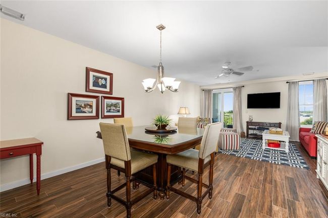 APT-121B - 3738 Sandpiper Rd, House attached with 2 bedrooms, 2 bathrooms and null parking in Virginia Beach VA | Image 28