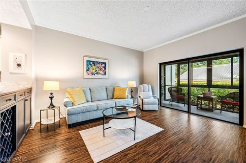 9-101-900 Arbor Lake Dr, NAPLES, FL, 34110-7644 | Card Image