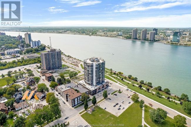 1701 - 515 Riverside Dr W, Condo with 2 bedrooms, 3 bathrooms and null parking in Windsor ON | Image 34
