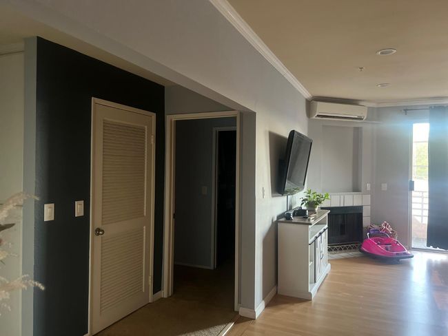 205 - 640 W 4 Th St, Condo with 2 bedrooms, 2 bathrooms and null parking in Long Beach CA | Image 5