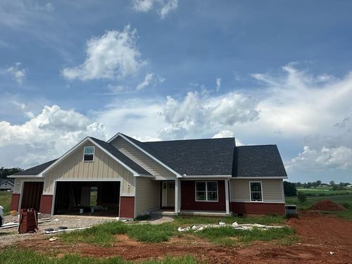 196 Dairy Barn Rd, Sparta, TN, 38583-2257 | Card Image