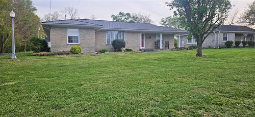 231 Broadway St, Smiths Grove, KY, 42171-8204 | Card Image