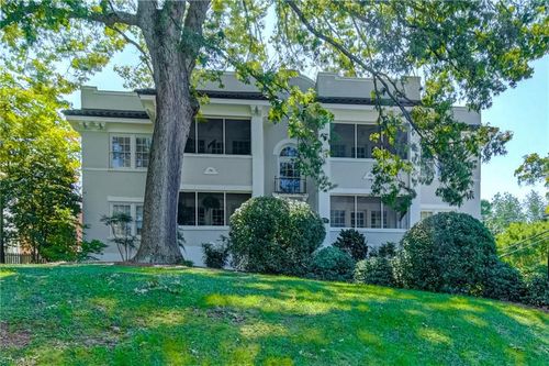 5-72 W End Blvd, Winston Salem, NC, 27101-1348 | Card Image