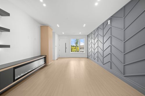 2-314 Nelson St, Coquitlam, BC, V3K4N3 | Card Image