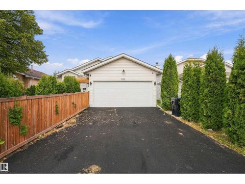 4824 13 Ave Nw, Edmonton, AB, T6L6J9 | Card Image