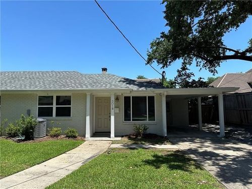 b-301 Labarre Dr, Metairie, LA, 70001-5436 | Card Image