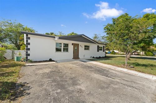 511 Sw 72nd Ave, North Lauderdale, FL, 33068-1456 | Card Image