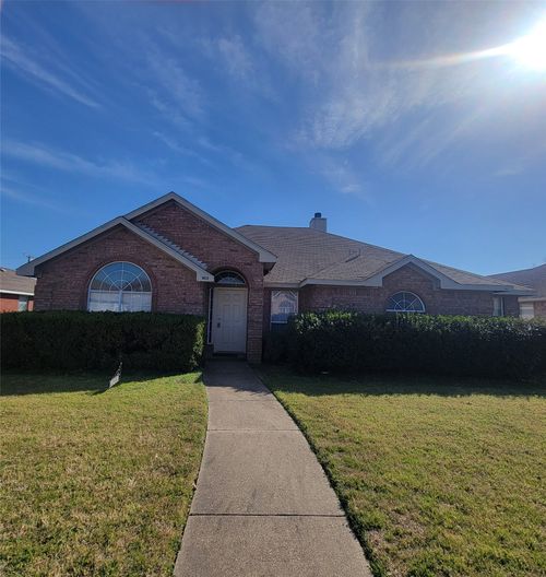 903 Worden Dr, Cedar Hill, TX, 75104-2253 | Card Image