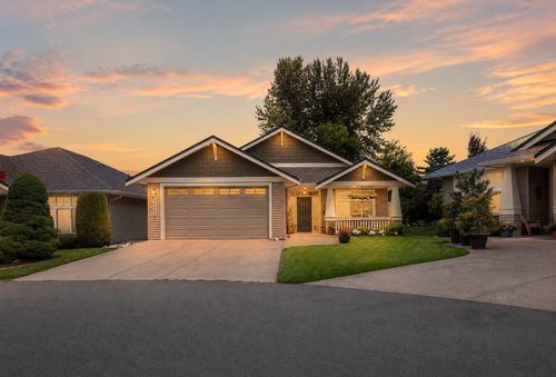 46449 Stoney Creek Dr, Chilliwack, BC, V2R0B7 | Card Image