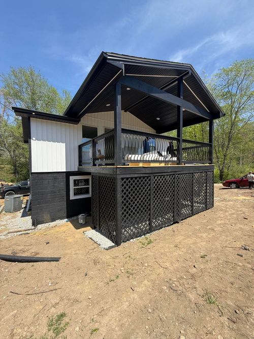 42 Moore Hill Ave, Corbin, KY, 40701-6327 | Card Image