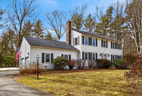 17 Kent St, Windham, NH, 03087-1646 | Card Image