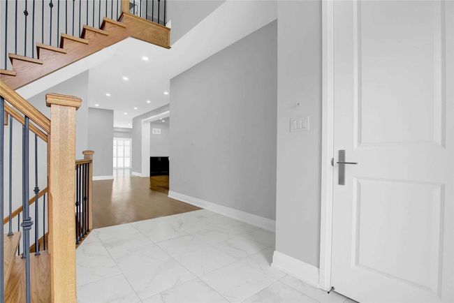 UPPER - 7 Rolling Rock Way, House other with 4 bedrooms, 5 bathrooms and 3 parking in Brampton ON | Image 9